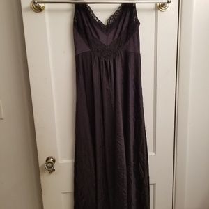 Black night gown